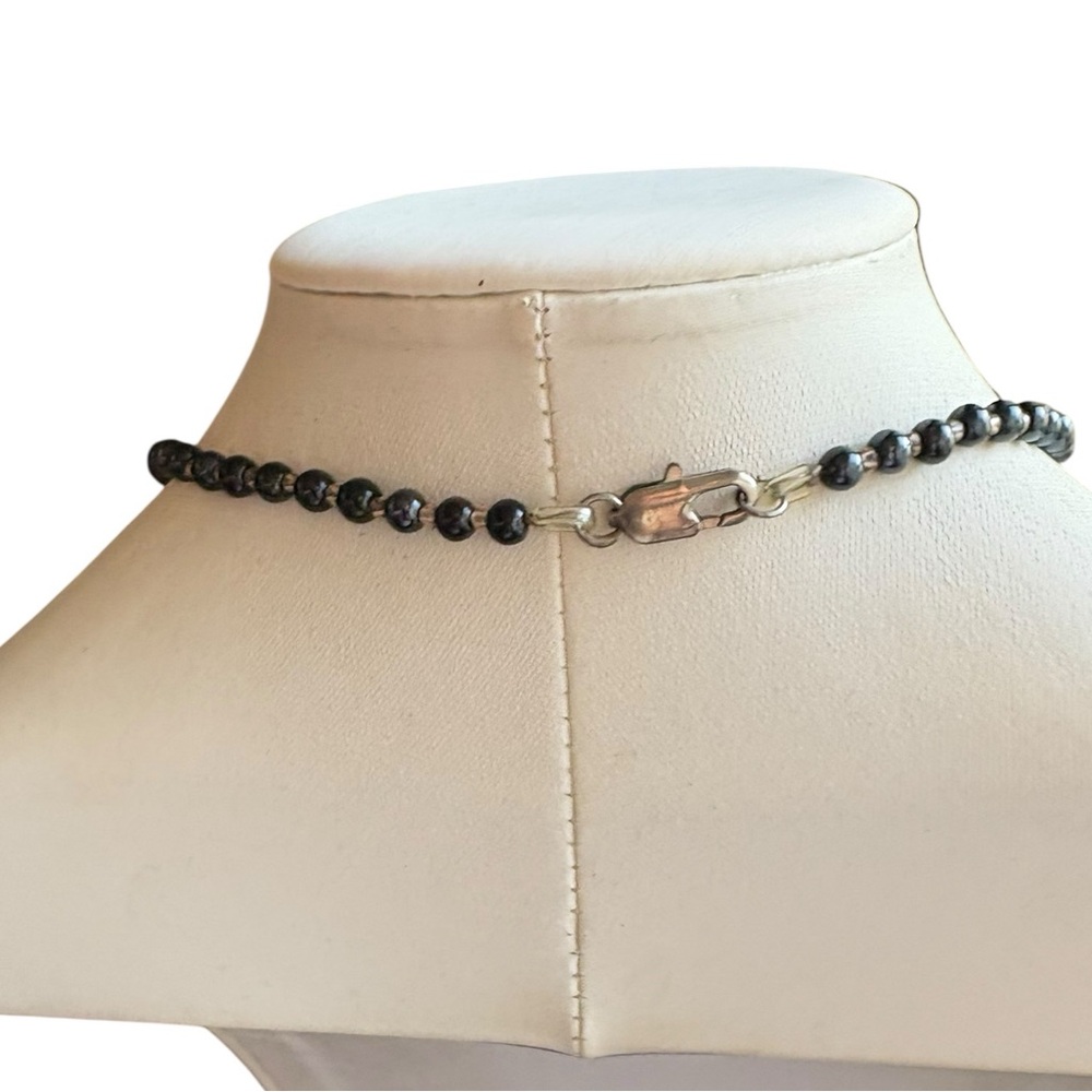 Elegant Black and Blue Crystal Beaded Necklace - Picture 4 of 4